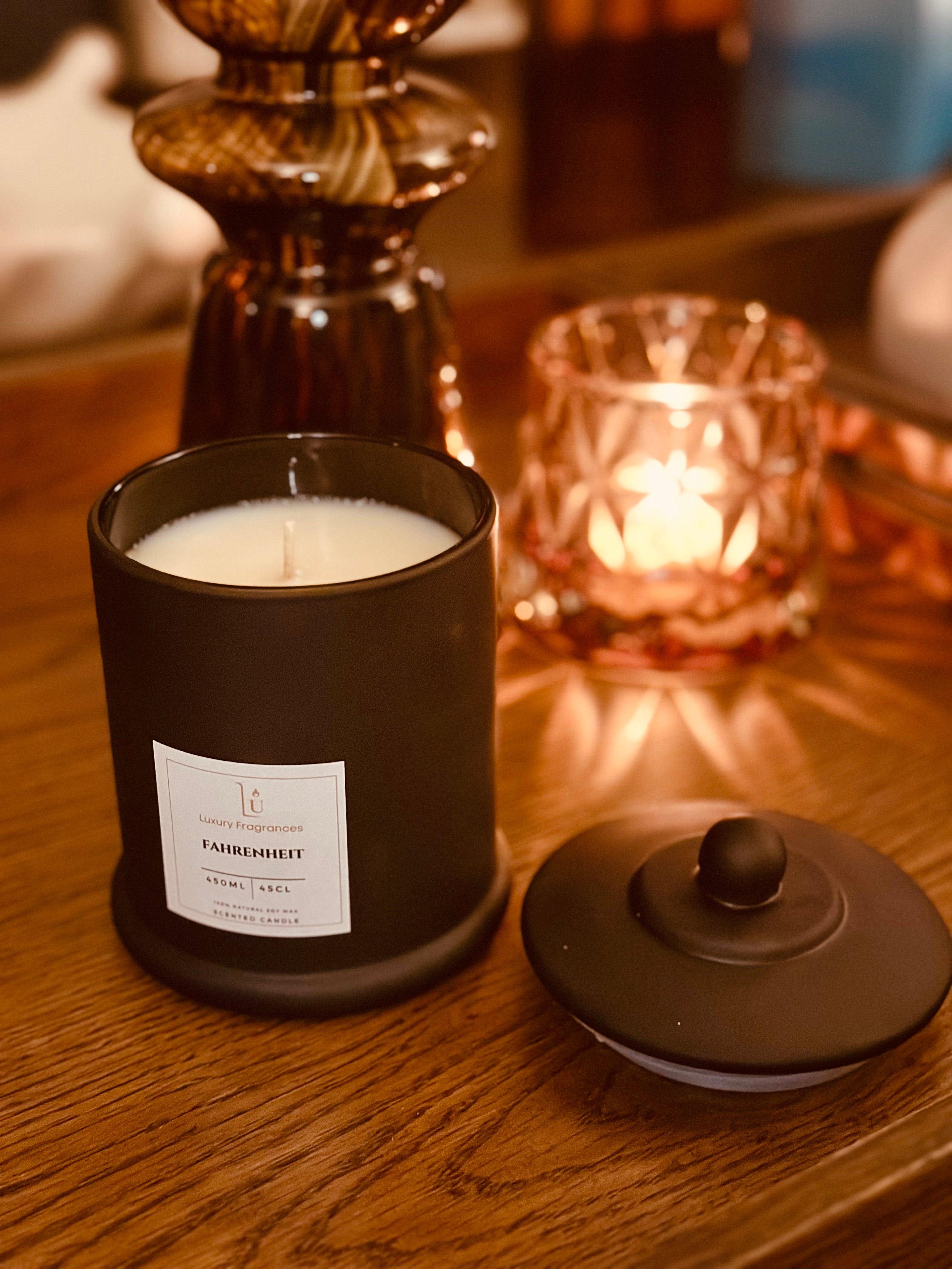 Naomi Luxury Scented Candle - Matte Black