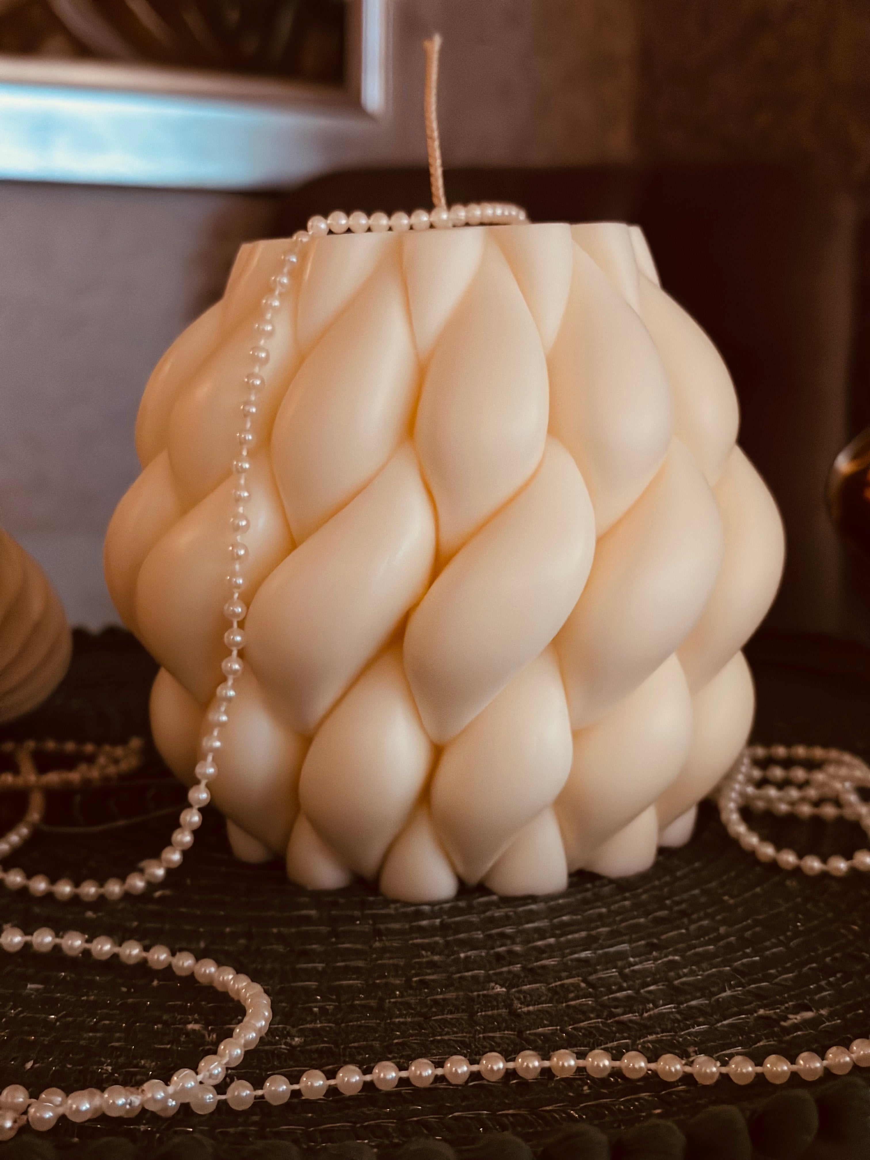 Introducing our captivating Soy Wax Extra Large Rope Pillar Candle. The rope design of this sculptural candle adds a touch of sophistication to any room.