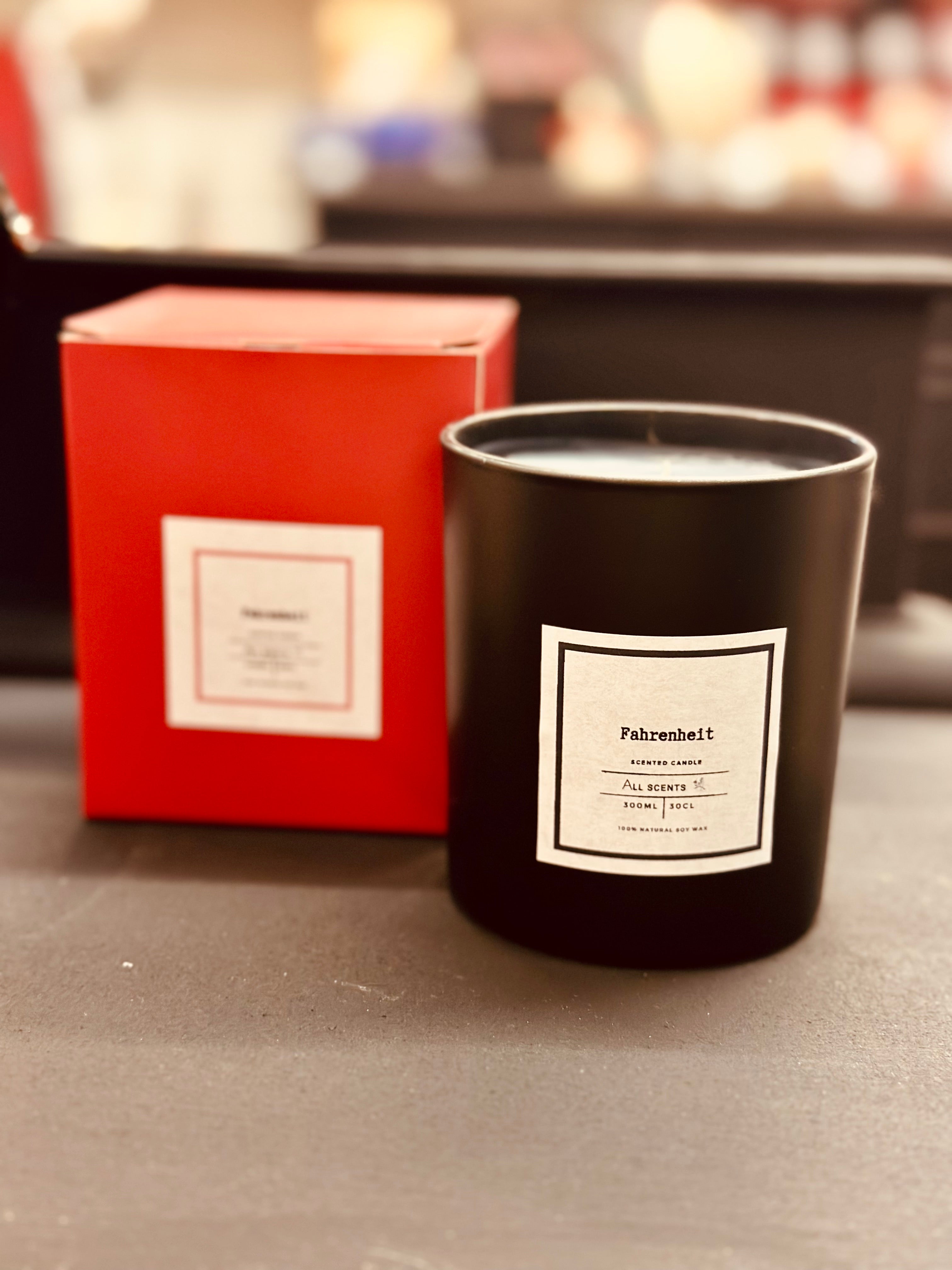 Matte Black (So Fabulous) Scented Candle