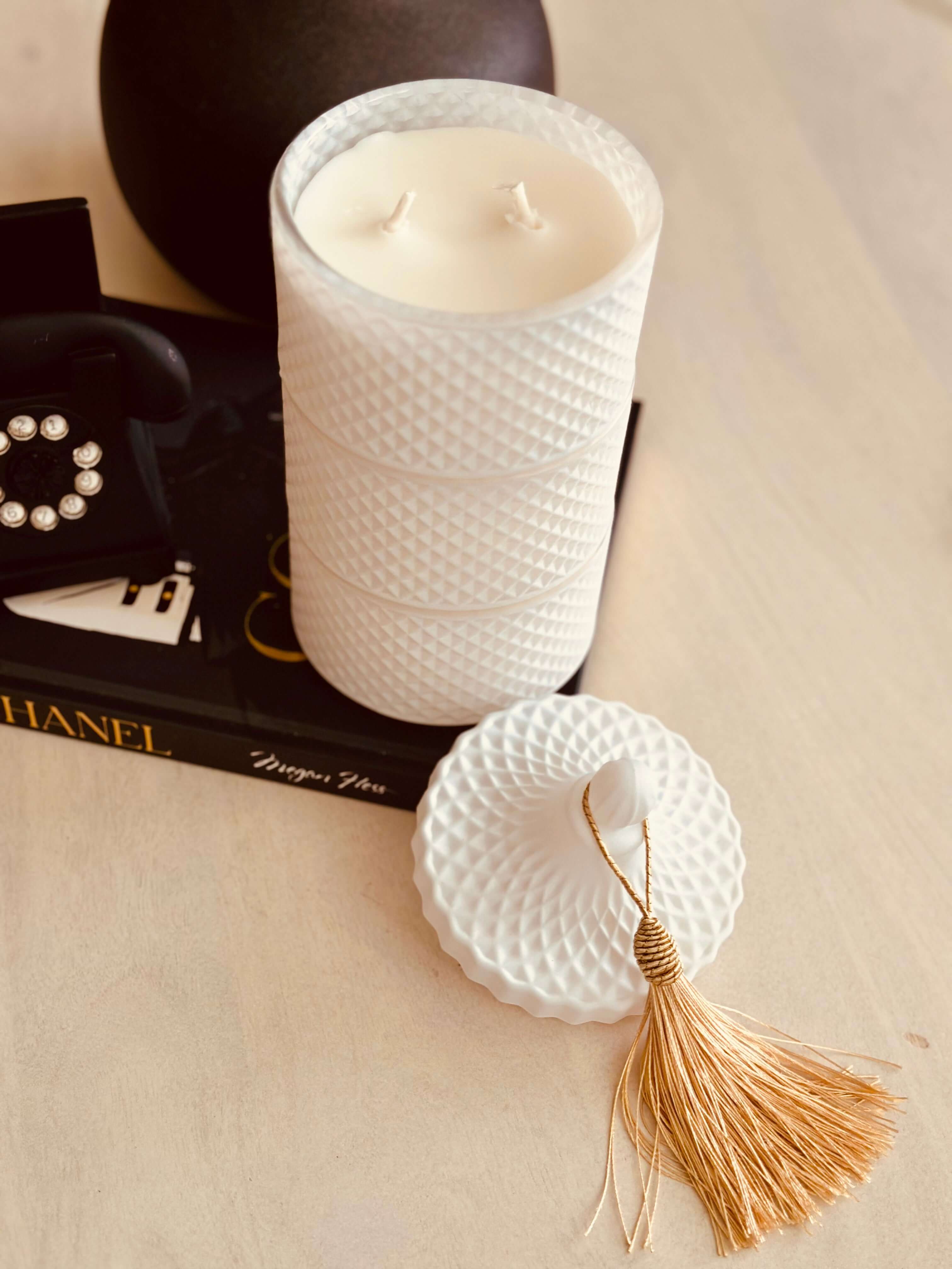 This 3 Stackable Geo Candle Matte White Set is a versatile and stylish addition to any home decor. The unique geometric design adds a modern touch, while the stackable feature allows for customisable arrangements. Made with quality materials, these candles provide a warm and inviting atmosphere in any room.