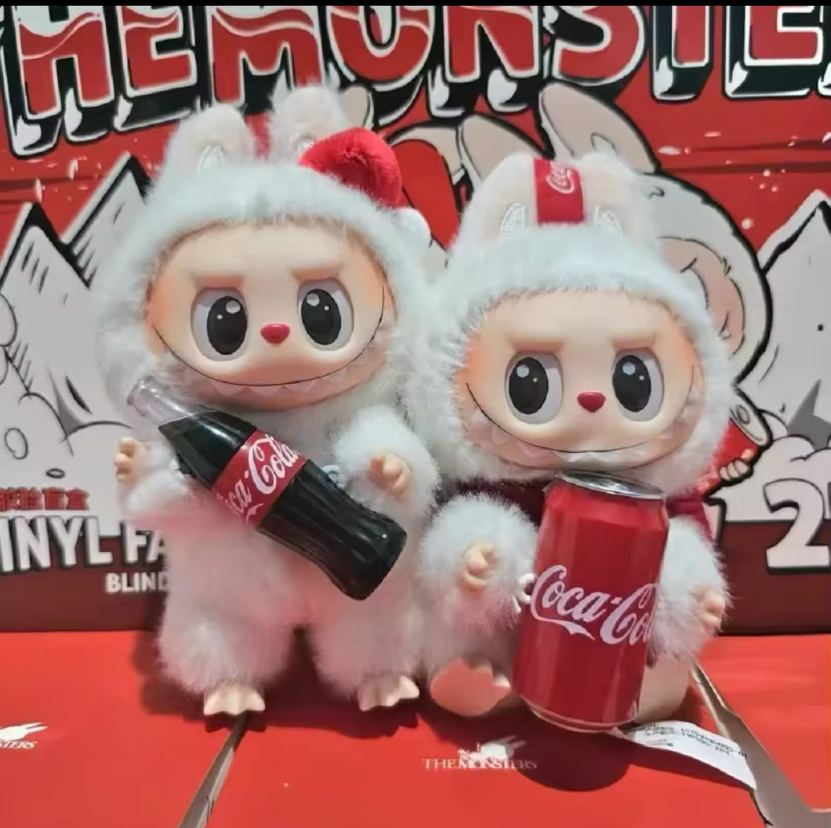 Indulge in the après ski life with Labubu Coca Cola Series blind box! Each mystery box contains an iconic fizzy drink figurine, perfect for collectors and those who love surprises. Live life in suspense and add these blind boxes to your collection today!