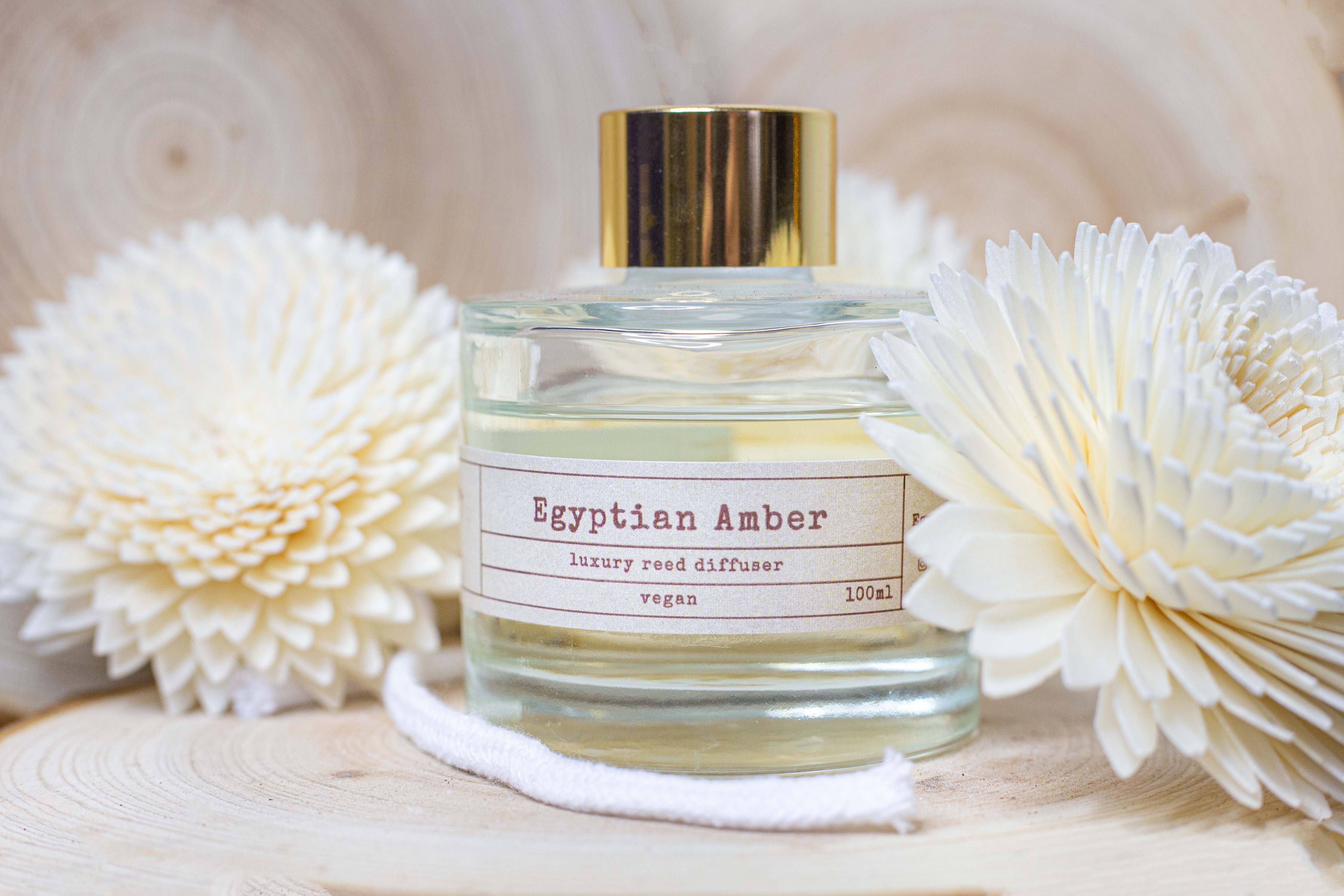Our Matte Black Reed Diffuser has been made using the finest of ingredients. We only use the best-performing vegan-friendly diffuser base and fragrance oils to bring you an incredible scent throw.&nbsp;