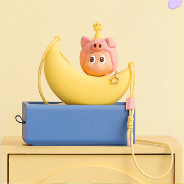 This playful silicone bag from the POP BEAN Pajama Party collection 